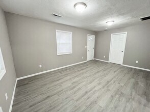 1154 S Pennsylvania Ave in Springfield, MO - Building Photo - Building Photo