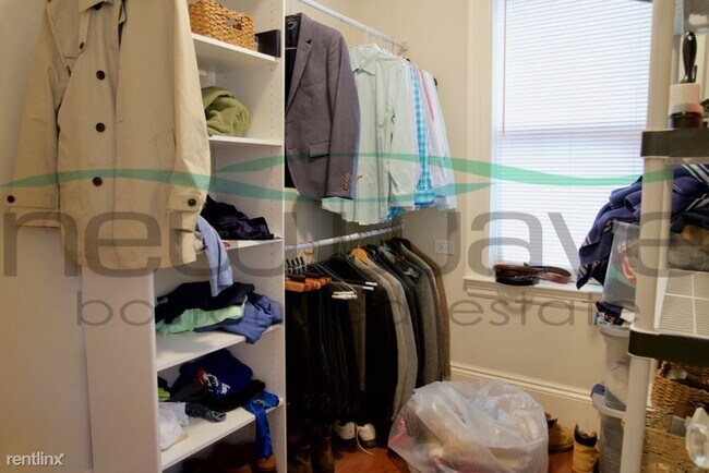 51 Joy St-Unit -Apt 4 in Boston, MA - Building Photo - Building Photo