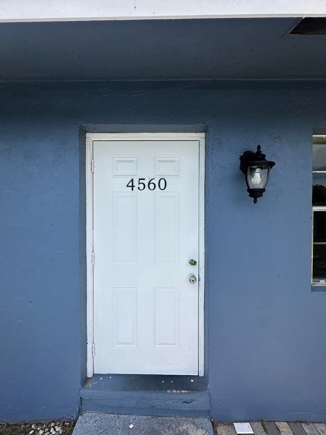 4562 Gulfstream Rd, Unit 4560