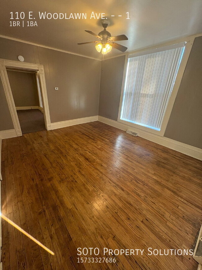 110 E Woodlawn Ave in Sikeston, MO - Building Photo - Building Photo