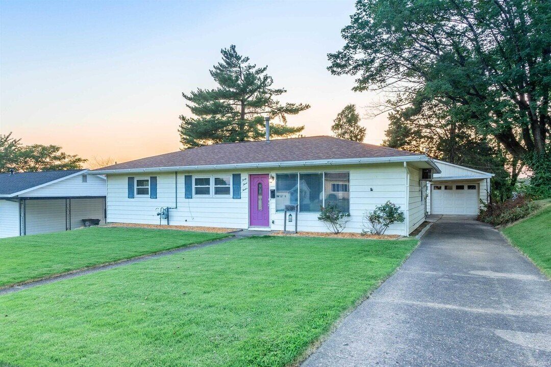 4312 Kensington Ave in Evansville, IN - Building Photo