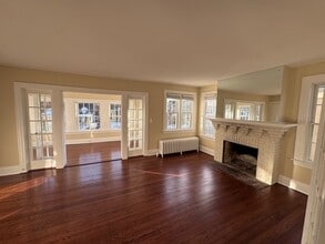 786 Farmington Ave in West Hartford, CT - Building Photo - Building Photo