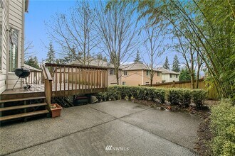 13607 NE 202nd St in Woodinville, WA - Building Photo - Building Photo