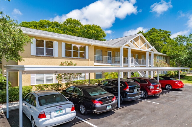 St. Andrews Links in Dunedin, FL - Building Photo - Building Photo