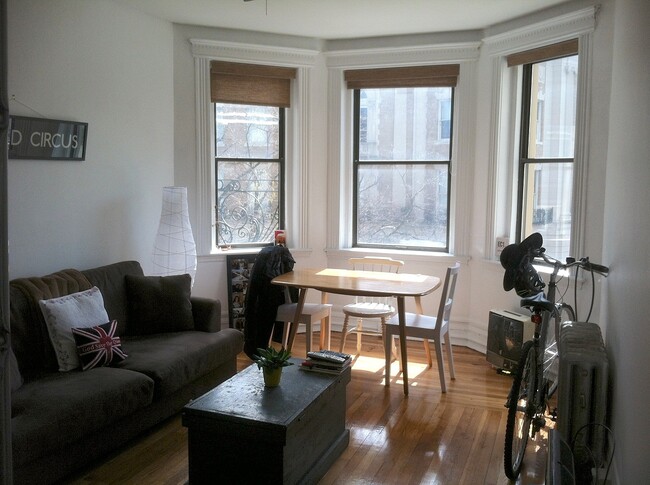 1111 Boylston St, Unit 35 in Boston, MA - Building Photo - Building Photo