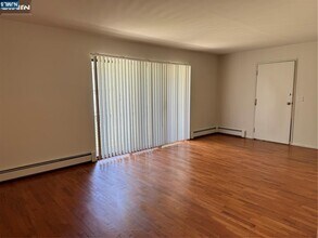 231 River Dr in River Vale, NJ - Building Photo - Building Photo