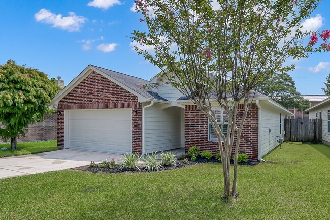 122 Snug Harbor Dr in Montgomery, TX - Building Photo - Building Photo
