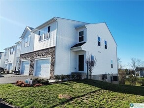 7699 Clayton Ave in Coopersburg, PA - Building Photo - Building Photo