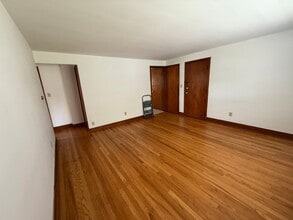 36 Clinton St in Rensselaer, NY - Building Photo - Building Photo