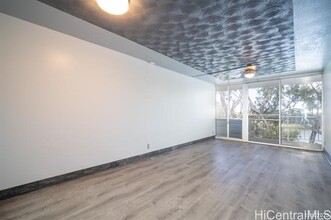 1600 Wilikina Dr in Wahiawa, HI - Foto de edificio - Building Photo