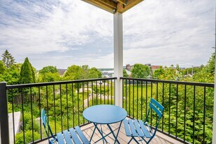 20 Sheridan St, Unit 2 in Portland, ME - Building Photo