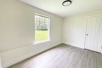 579-581 Wood Ave in Ft. Myers, FL - Building Photo - Building Photo