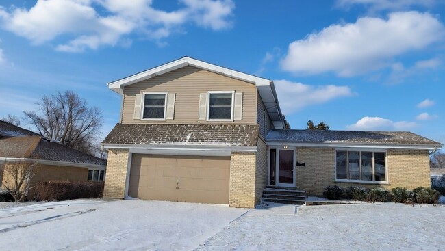 property at 1125 Charlene Ln