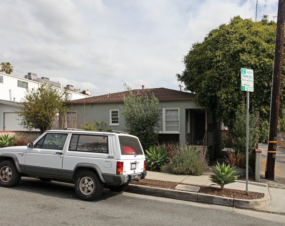 1147 24th St in Santa Monica, CA - Building Photo