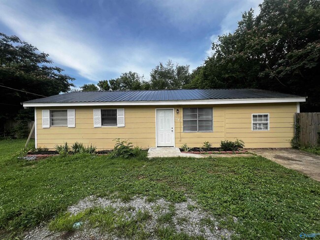 property at 1908 Rideout Dr NW