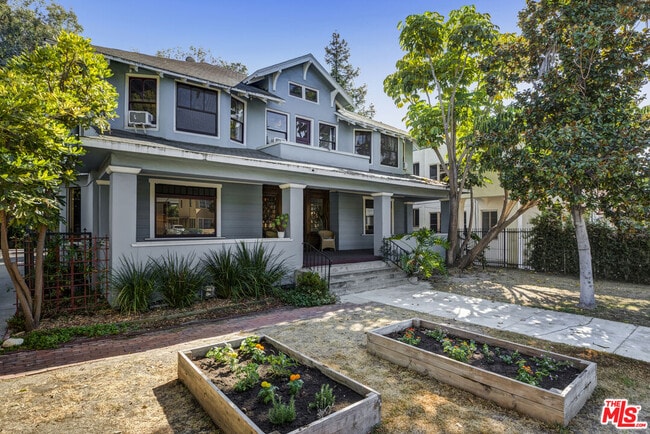 property at 1616 W 25th St