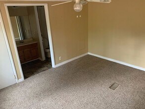 6117 Clover St in Crestview, FL - Building Photo - Building Photo