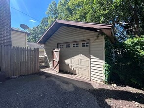 125 10th Ave SE in Rochester, MN - Building Photo - Building Photo