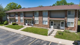 Northway Manor in Elkhart, IN - Building Photo