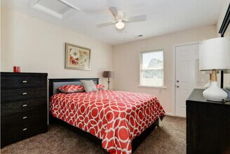 3027 Adams Blvd in Greenville, NC - Building Photo - Building Photo