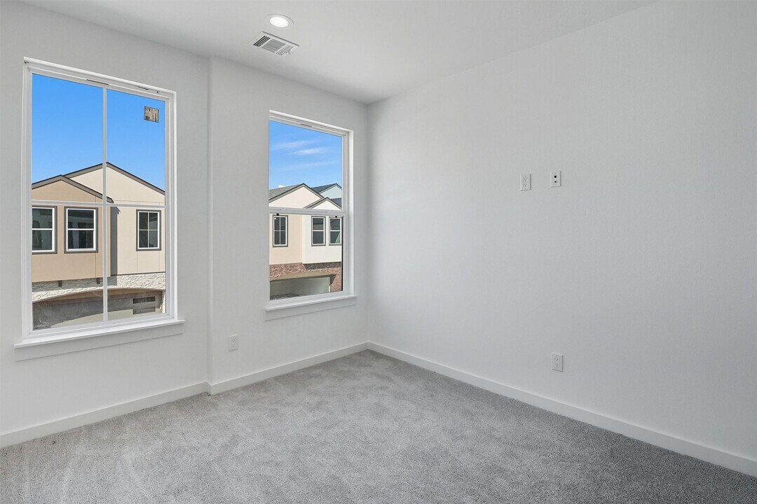 2923 El Fenice Ln in Houston, TX - Building Photo