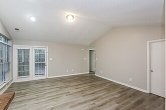 7836 Pelican Ct in Charlotte, NC - Building Photo - Building Photo