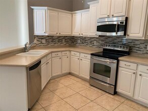 5445 Shagbark Ct in North Port, FL - Building Photo - Building Photo