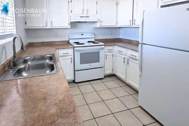 725 W 1st Ave, Unit 201 in Mesa, AZ - Building Photo - Building Photo