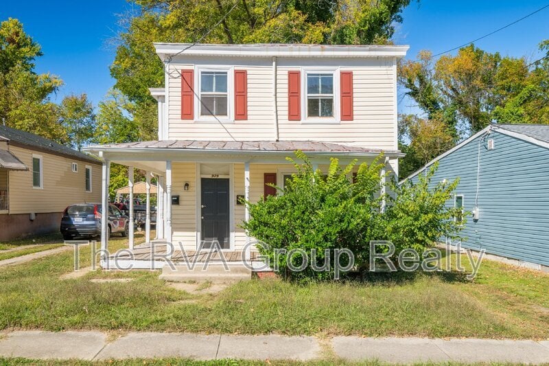 929 Farmer St in Petersburg, VA - Building Photo