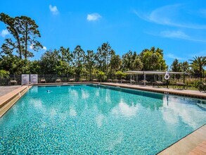 10 Eland Dr in North Fort Myers, FL - Building Photo - Building Photo