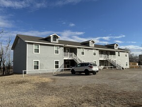 101 S 6th St in Pond Creek, OK - Building Photo - Building Photo