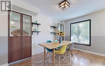 16 Fairway Ct in Brampton, ON - Building Photo - Building Photo