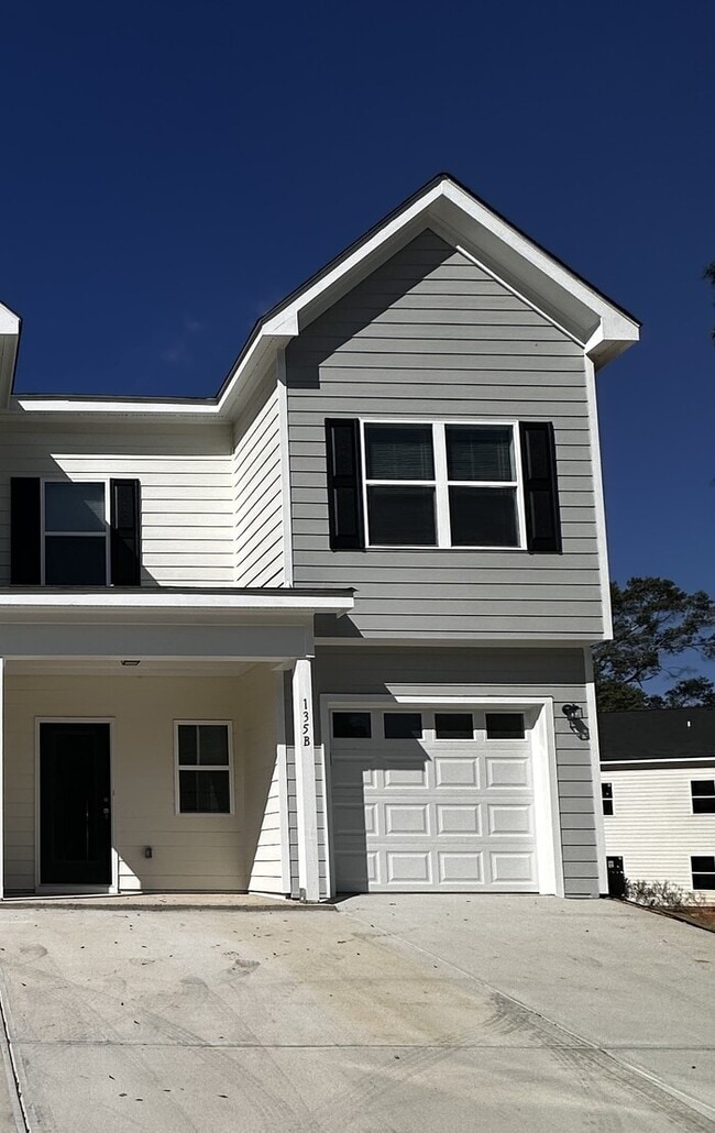 135 S Broad St in Winder, GA - Building Photo - Building Photo