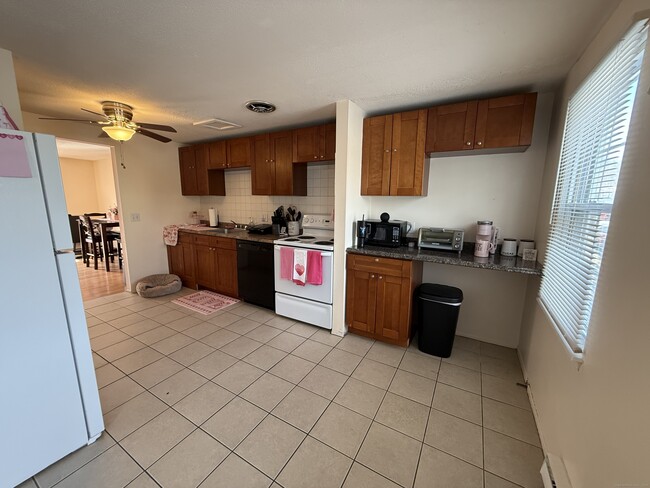 15 Lakeside Dr in Ledyard, CT - Building Photo - Building Photo