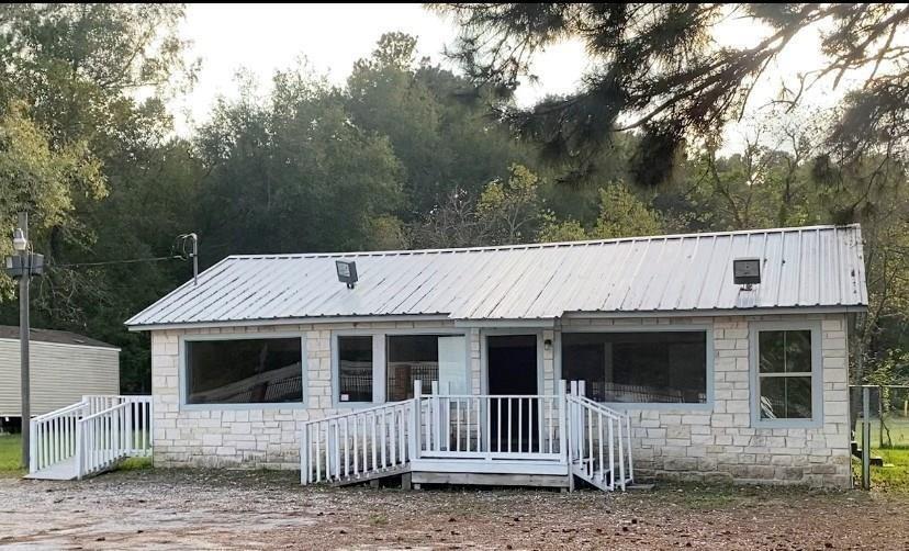 18066 FM 1485 in New Caney, TX - Building Photo