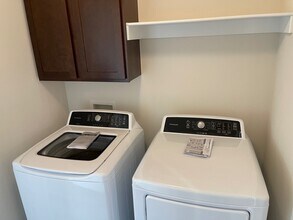 2995 W Azurite St in Fayetteville, AR - Foto de edificio - Building Photo