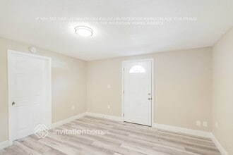 7111 Dellwood Dr in Tampa, FL - Building Photo - Building Photo