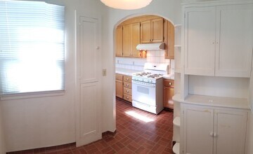 1627-1623 Mill St in San Luis Obispo, CA - Building Photo - Building Photo