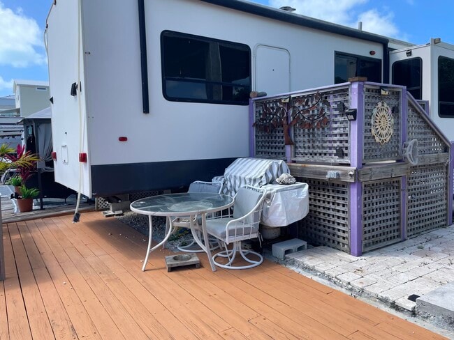 6099 Overseas Hwy in Marathon, FL - Building Photo - Building Photo