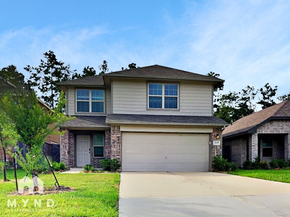 3647 Solanum Dr in Conroe, TX - Building Photo