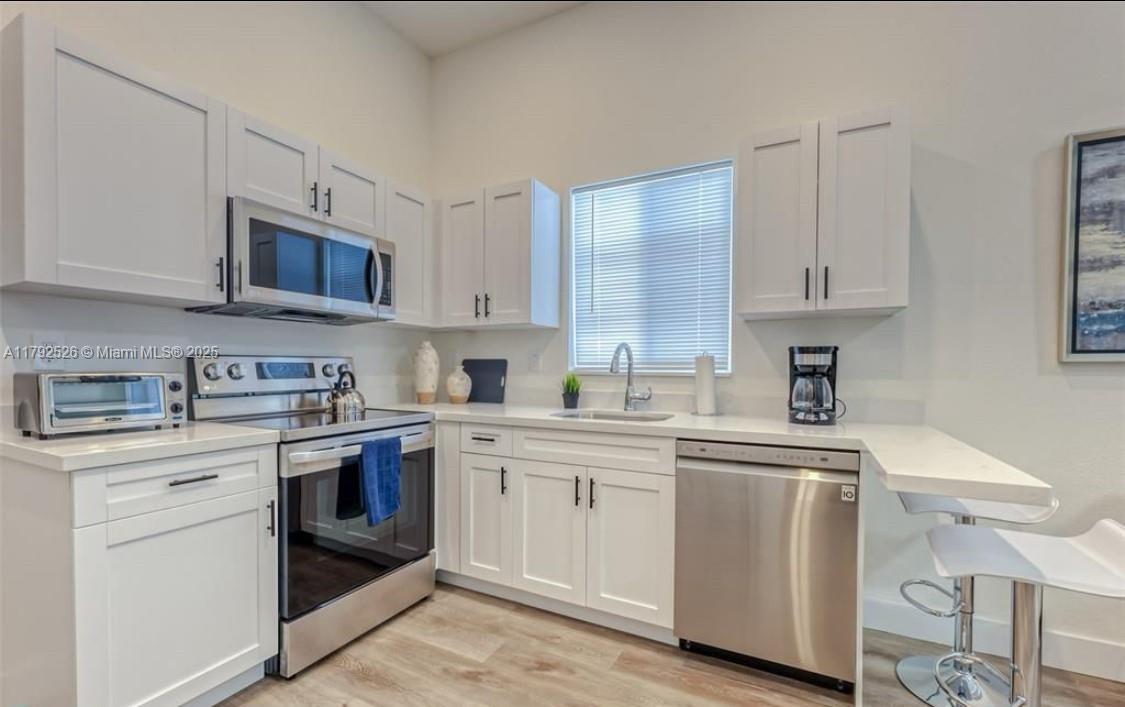 830 SE 14th St in Fort Lauderdale, FL - Building Photo