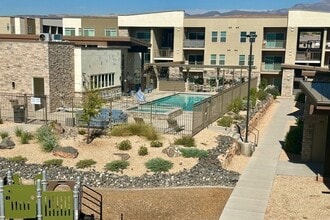 La Vida at Sienna Hills in Washington, UT - Foto de edificio - Building Photo