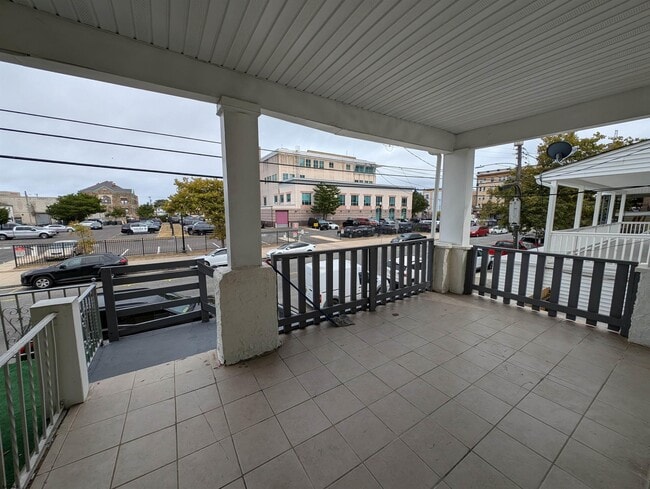 16 N Iowa Ave in Atlantic City, NJ - Building Photo - Building Photo