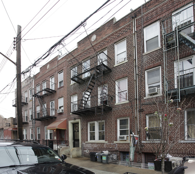 857 40th St in Brooklyn, NY - Foto de edificio - Building Photo