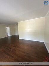 929 Deerfield Dr, Unit B-10 in Cookeville, TN - Foto de edificio - Building Photo