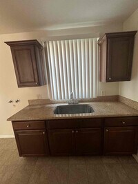 331 Windsor Rd photo'