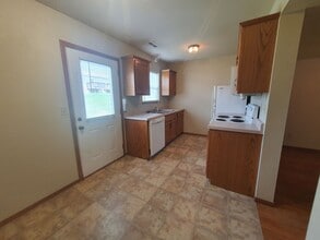 20390 Skyview Dr in Waynesville, MO - Building Photo - Building Photo