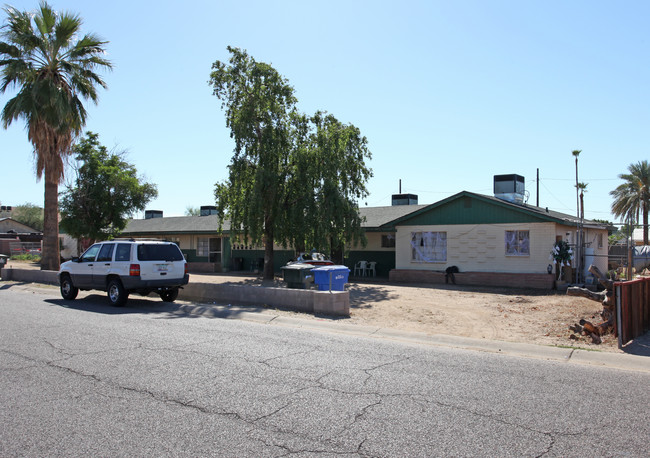 1801 W Vogel Ave in Phoenix, AZ - Building Photo - Building Photo