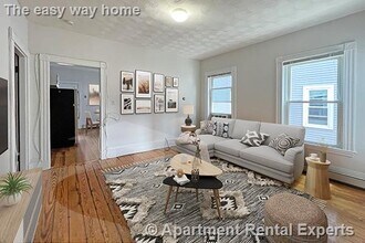 337A Beacon St in Somerville, MA - Building Photo - Building Photo