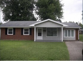 10710 Milwaukee Way in Louisville, KY - Building Photo